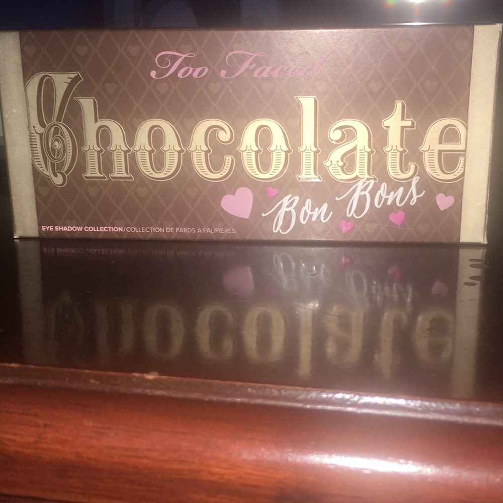 TOO FACED Chocolate Bon Bons Palette